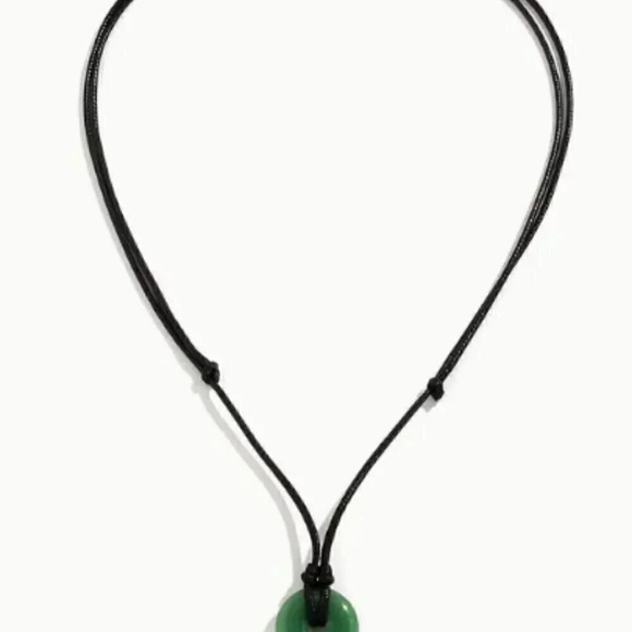 Adjustable Green Boho Chic Braided Peace Buckle Necklace - Picture 4 of 4